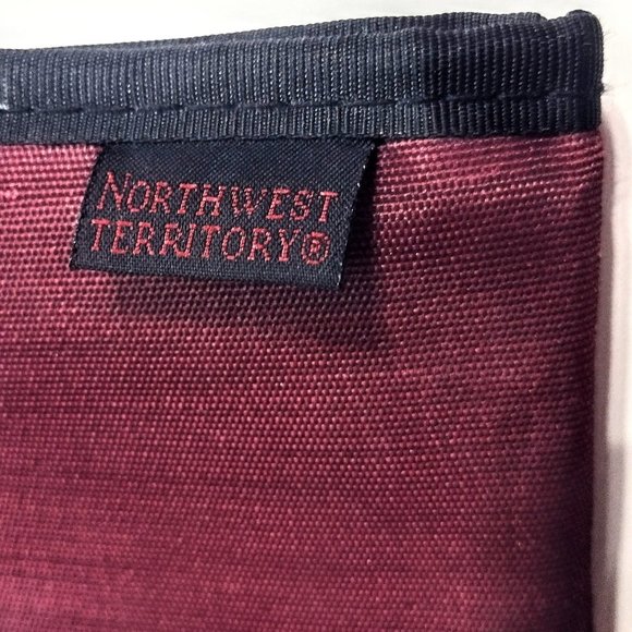 NW Territory Burgundy Nylon Crossbody Travel Wallet ~ Glasses/Phone Pocket ~ GVC - Picture 10 of 11